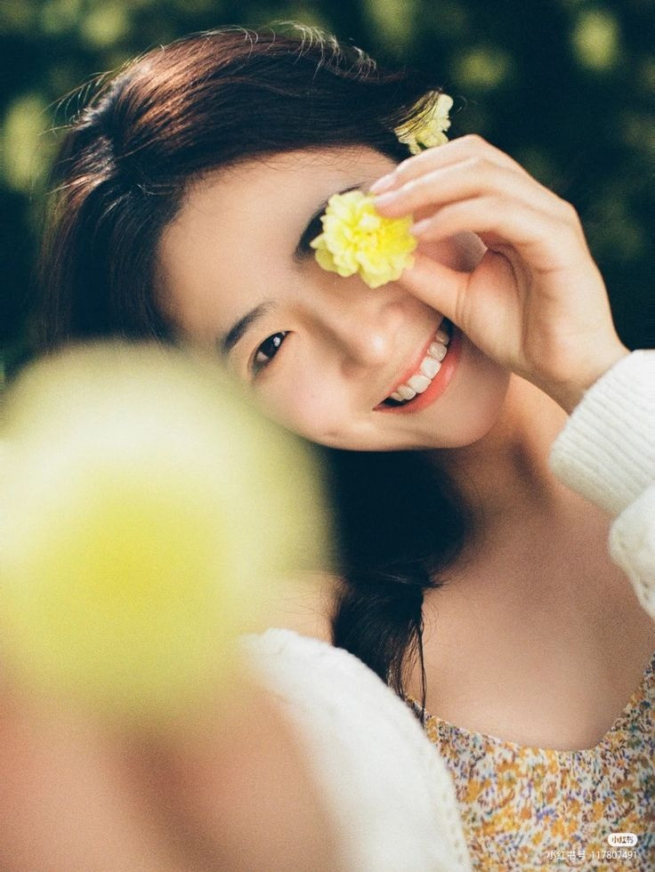 Tử vi 3 con giáp may mắn nhất thứ Hai 77 Đổi vận giàu sang tiền bạc chật két