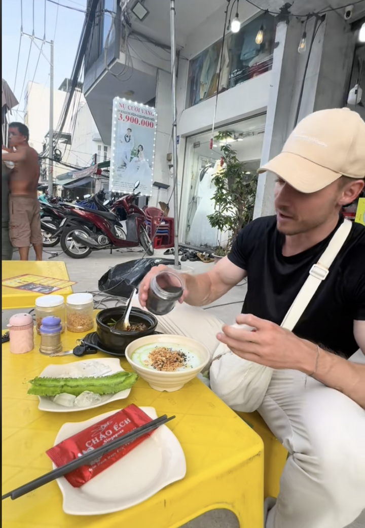 Chàng Tây ăn món Việt chuyên nghiệp nhất mạng xã hội - 6