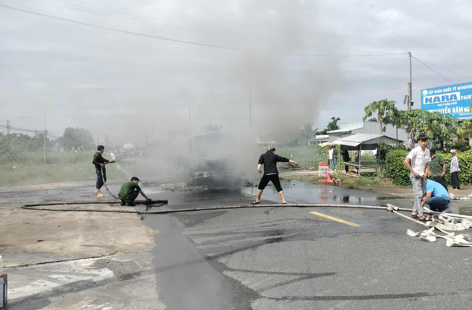 Hiện trường tai nạn CM 3.jpg