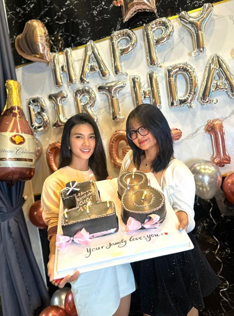 NSƯT Kim Tuyến với vẻ đẹp