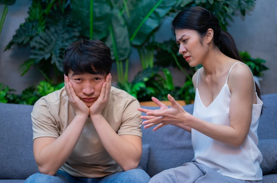 Sợ hãi khi người yêu luôn bắt trả lời những câu hỏi 'khó đỡ' - Ảnh 2.