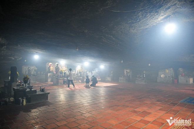 2 002.jpg