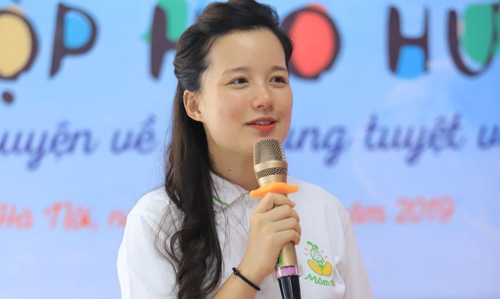 Chân dung chồng đại gia chống lưng cho MC Minh Trang làm mô hình Làng Háo Hức đang gây tranh cãi