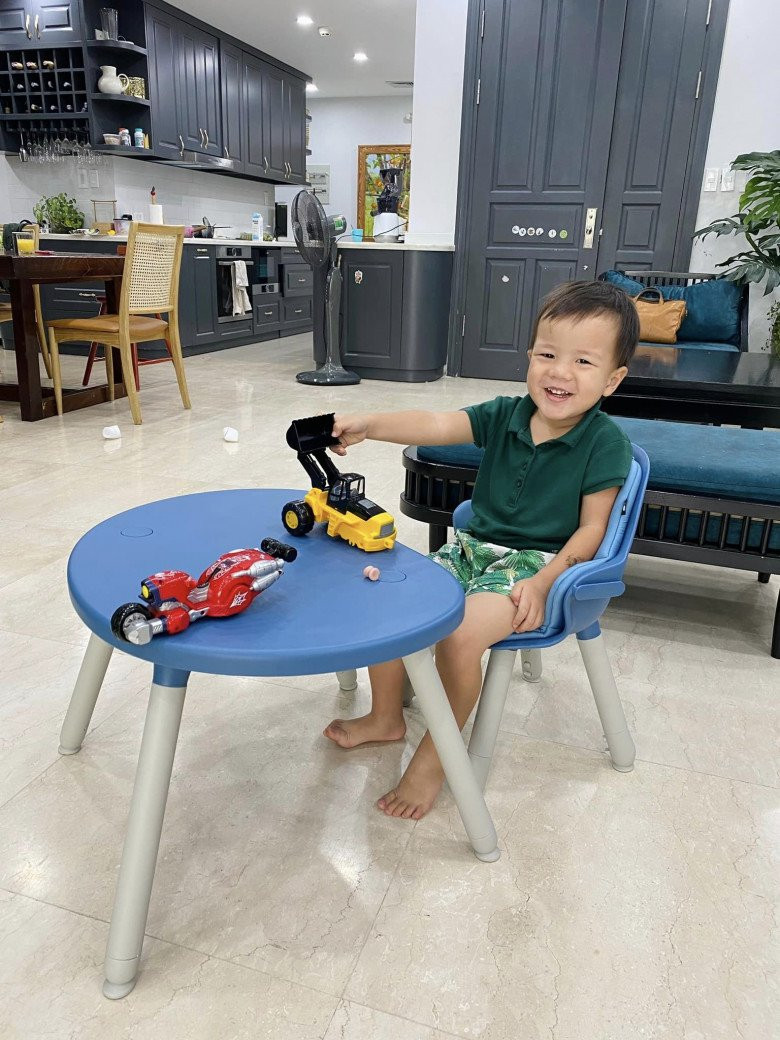 Không gian sống của cựu MC VTV đang gây ồn ào 'vụ Làng Háo Hức'- Ảnh 14.