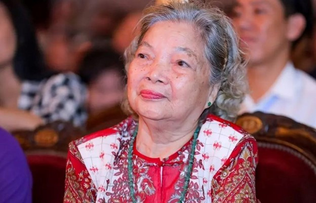 Nghệ sĩ Lê Mai ở tuổi U90 cùng 3 con gái là mỹ nhân nức tiếng Hà thành- Ảnh 3.