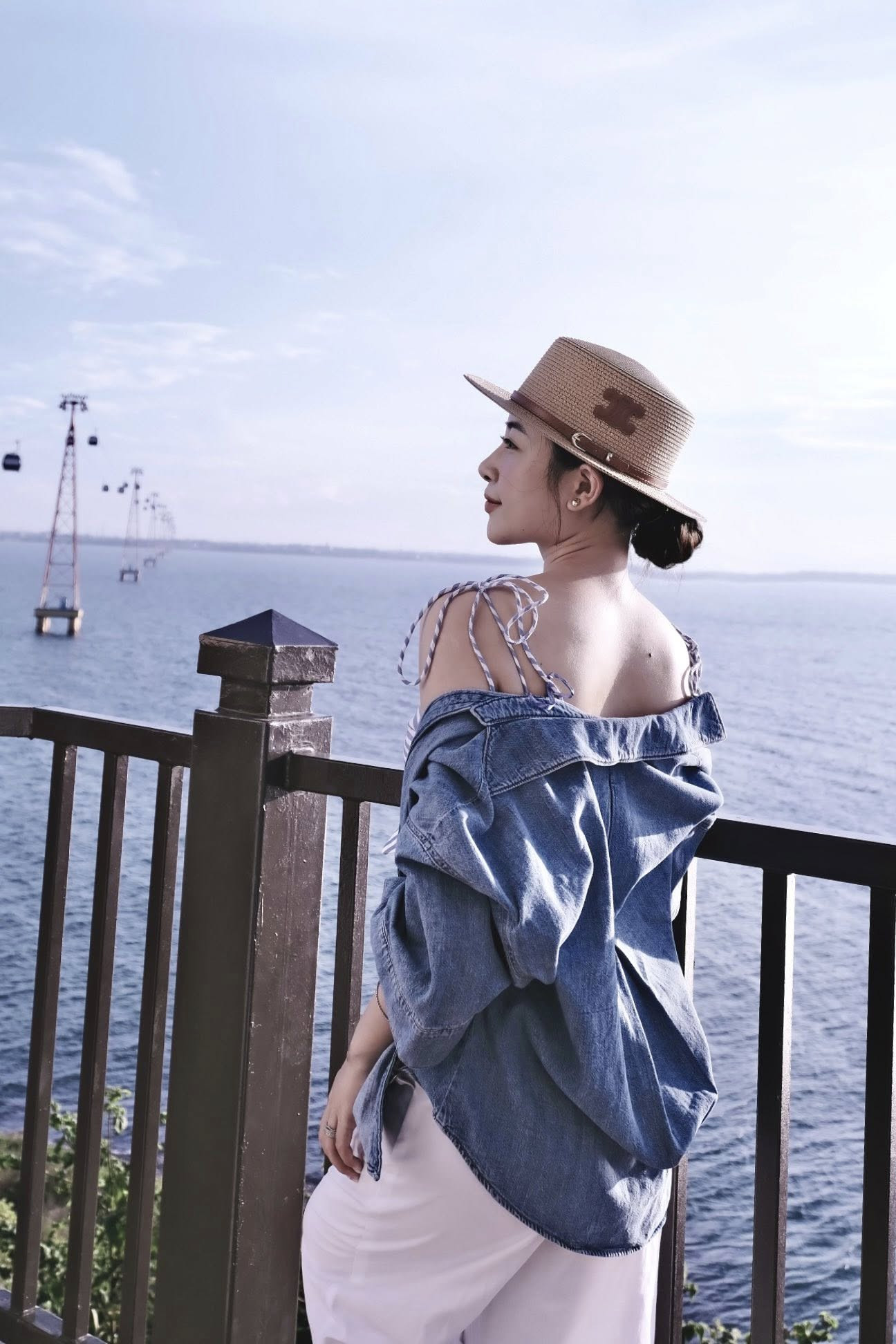 Hot girl quê Nghệ An - vợ cầu thủ Phan Văn Đức gây sốt với bộ bikini 'sexy vừa đủ'- Ảnh 6.