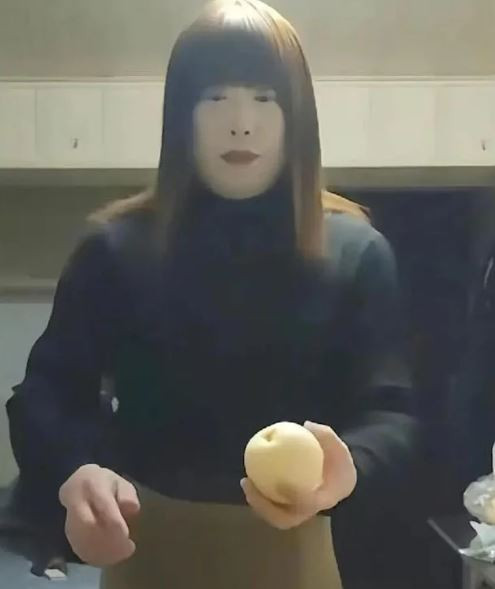 Xôn xao thông tin người đàn ông giả gái lừa tình hàng loạt trai trẻ- Ảnh 2.