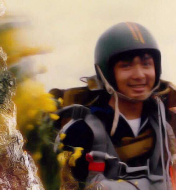 Loạt ảnh hiếm thời trẻ của ông Hoàng Nam Tiến