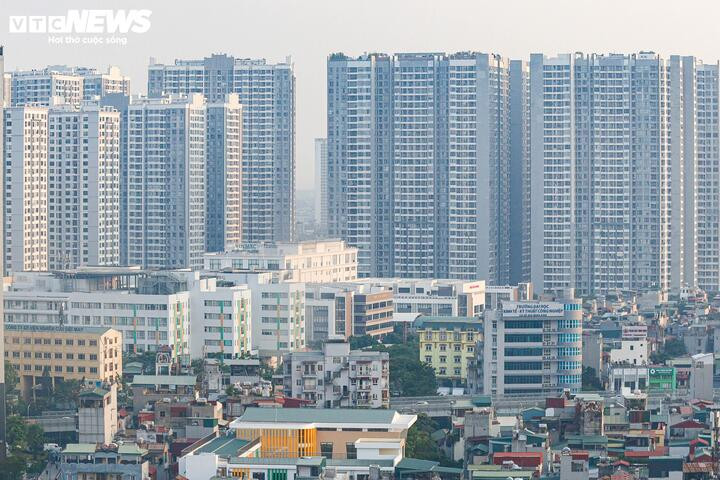 Theo các chuyên gia, việc thu thuế cao sẽ khiến thị trường bất động sản khó hồi phục. (Ảnh minh họa: Minh Đức)