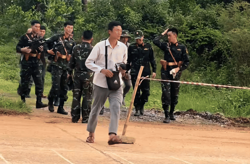 Khoảnh khắc cam thường của Thượng uý Lê Hoàng Hiệp và 2 nam thần Vbiz gây bùng nổ tranh cãi