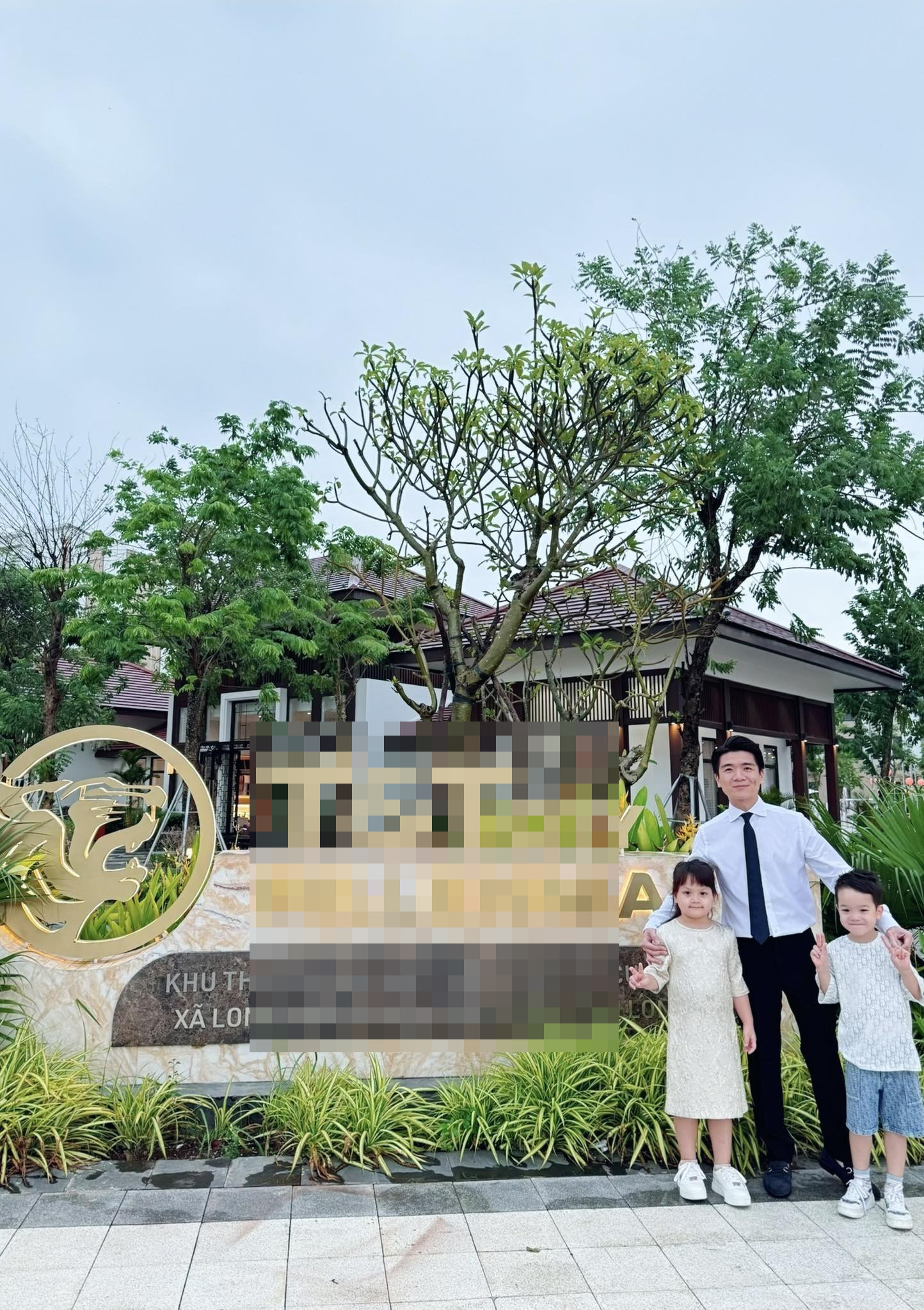 Anh chồng Đỗ Mỹ Linh khoe ảnh bên các con để lộ tài sản khủng của gia đình