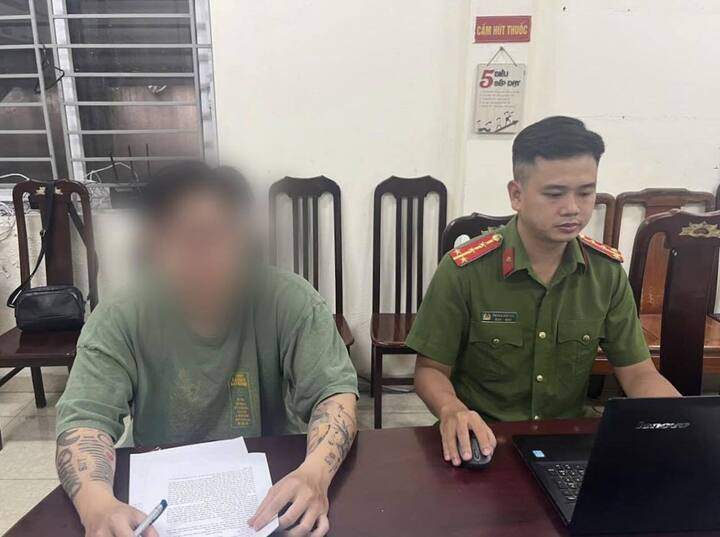 Đ.C.T. tại cơ quan công an.