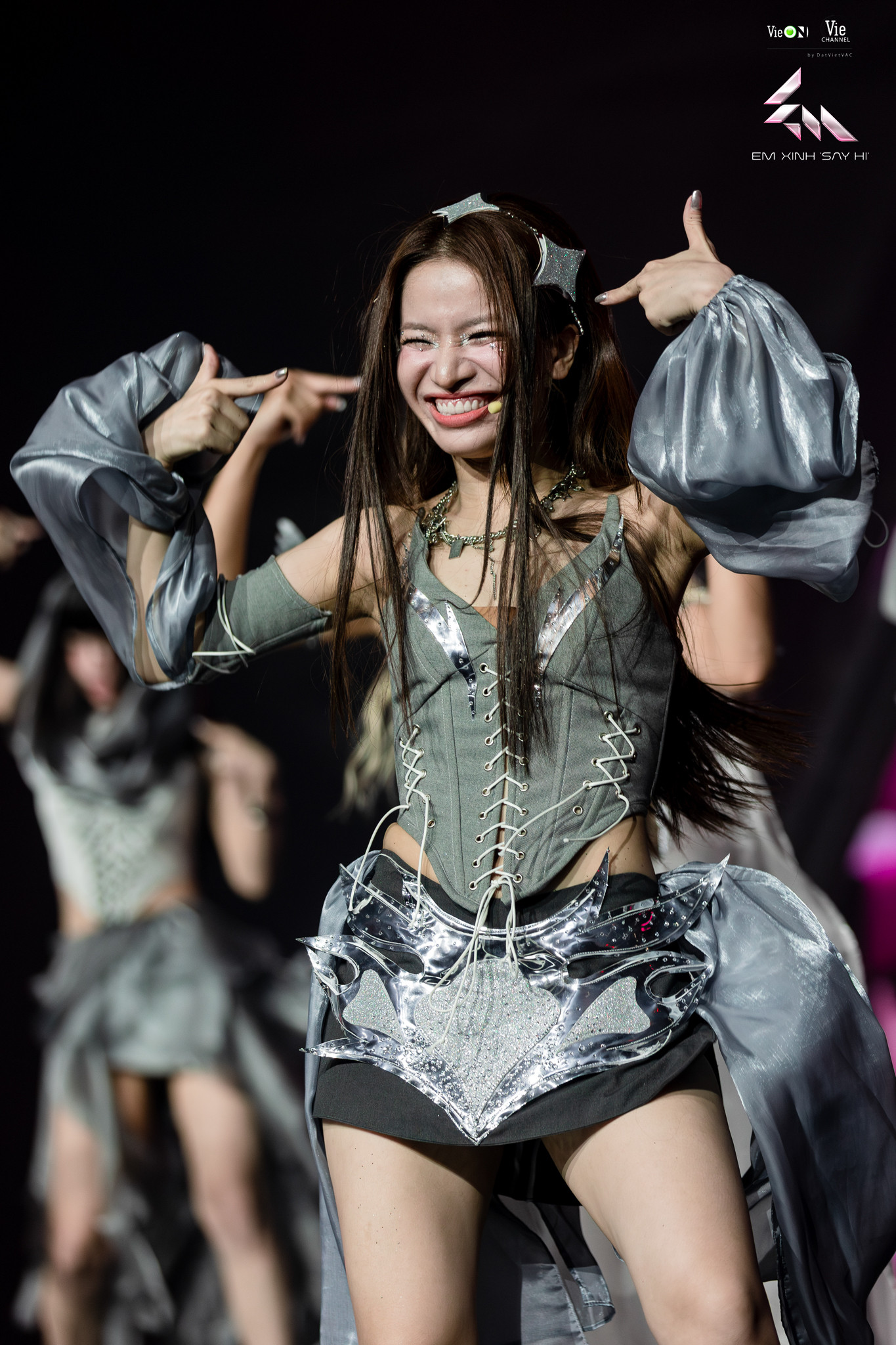 'Em Xinh' Lâm Bảo Ngọc từng bỏ âm nhạc vì trầm cảm, bí quyết gì khiến cô trở lại mạnh mẽ như hiện nay?- Ảnh 4.