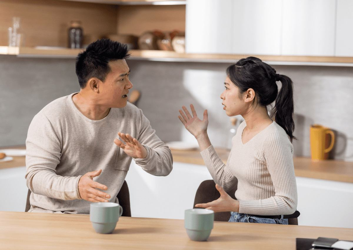 Mỗi tối vợ mang đồ ăn nấu sẵn về, tôi sững sờ khi biết nguồn gốc từ đâu - Ảnh 2.