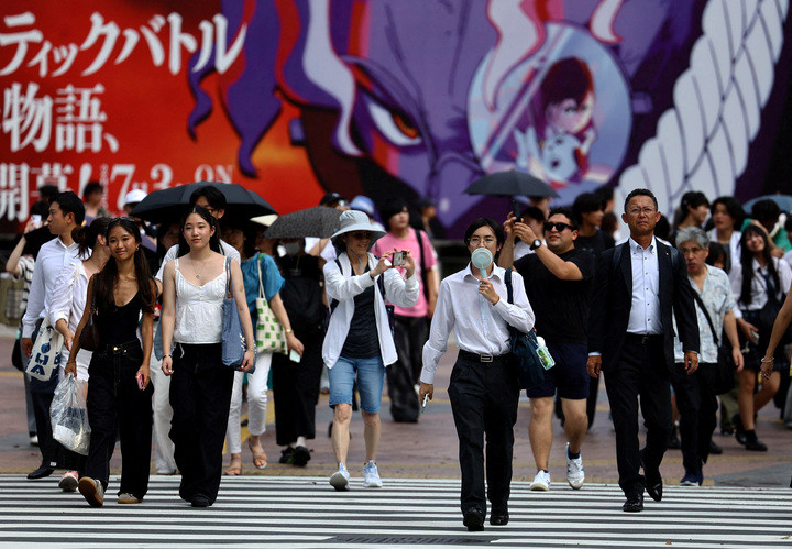 Những ngã tư đông đúc ở khắp Tokyo. (Ảnh: Reuters)