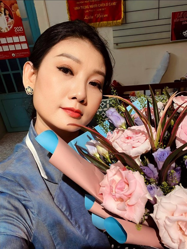 Tuổi ngũ tuần vẫn lẻ bóng của nữ NSND nổi danh trong