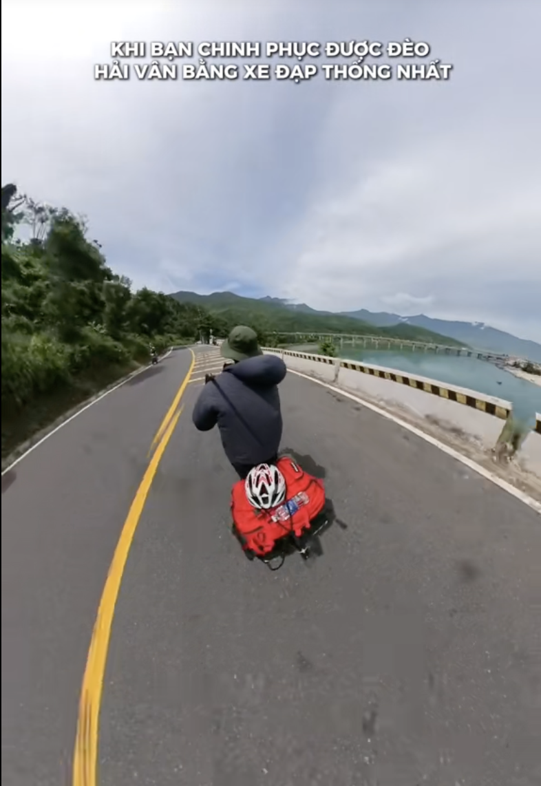 Chàng trai gen Z đạp xe từ TP.HCM ra Hà Nội đón lễ Quốc khánh 2/9 gây sốt mạng - 5