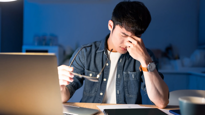 Làm việc đêm quá nhiều, tôi bị đột quỵ nhẹ ở tuổi 31. (Ảnh minh họa: Getty Images)