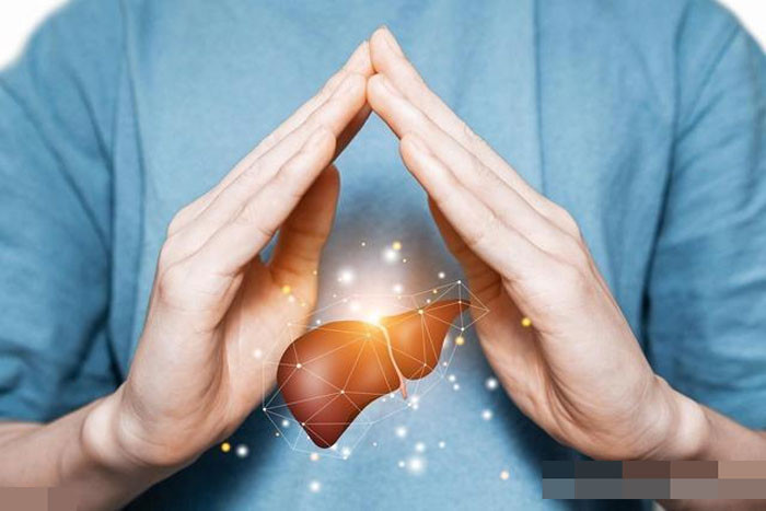 Gan không tốt da sẽ báo trước Người bị tổn thương gan thường xuất hiện 4 dấu hiệu bất thường này trên da