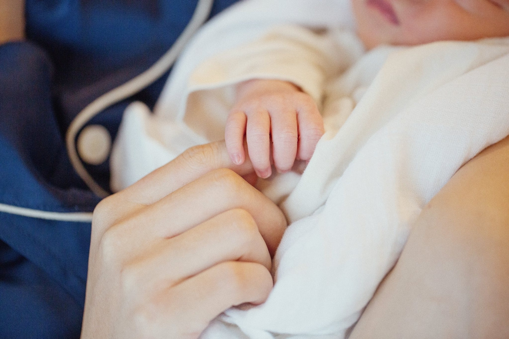 Quỳnh Lương sinh con gái cho chồng thiếu gia nhan sắc đi đẻ đẹp cỡ nào