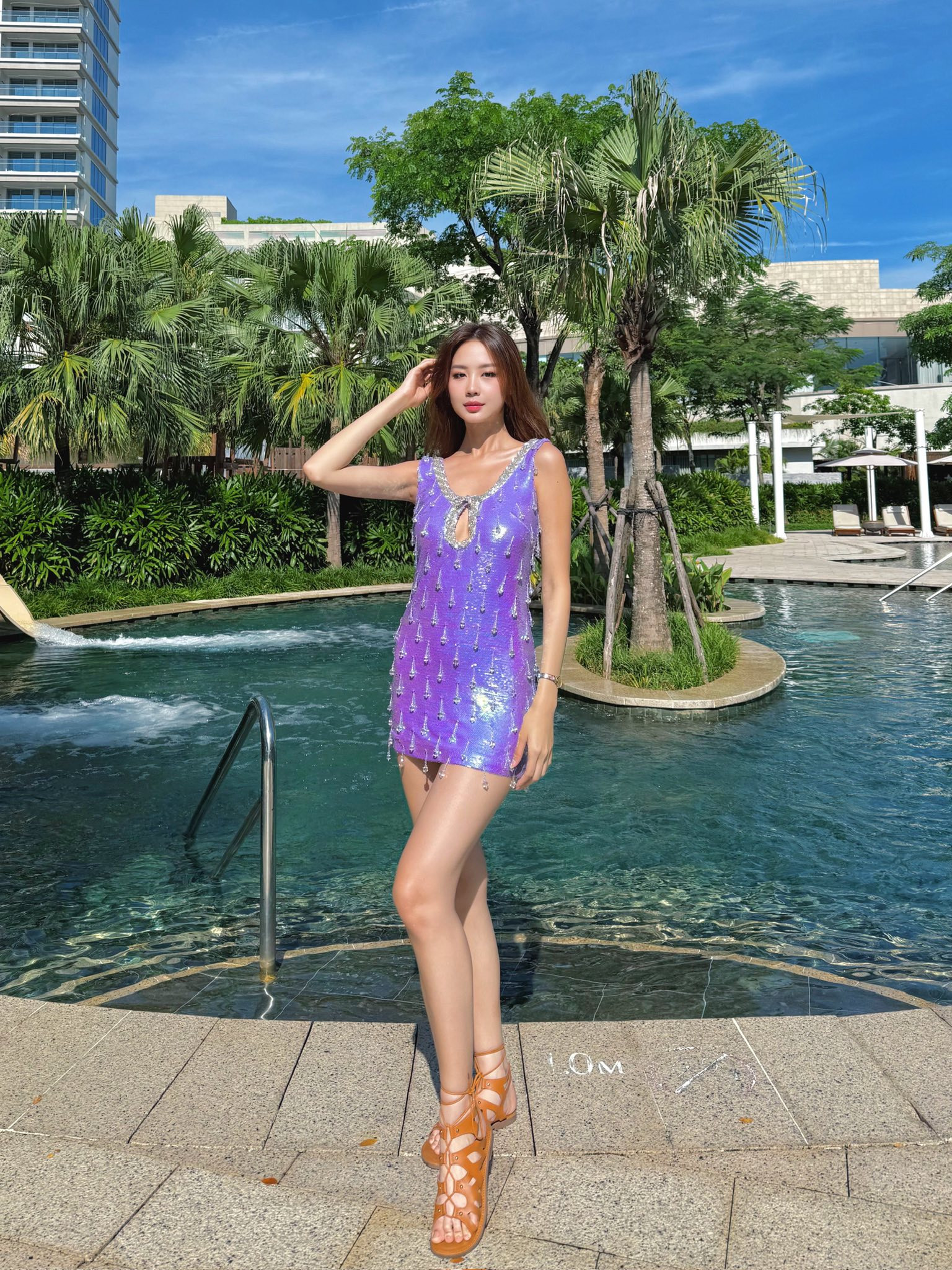 Sắc vóc nóng bỏng của hoa hậu cao 1m85 đại diện Việt Nam thi Miss World