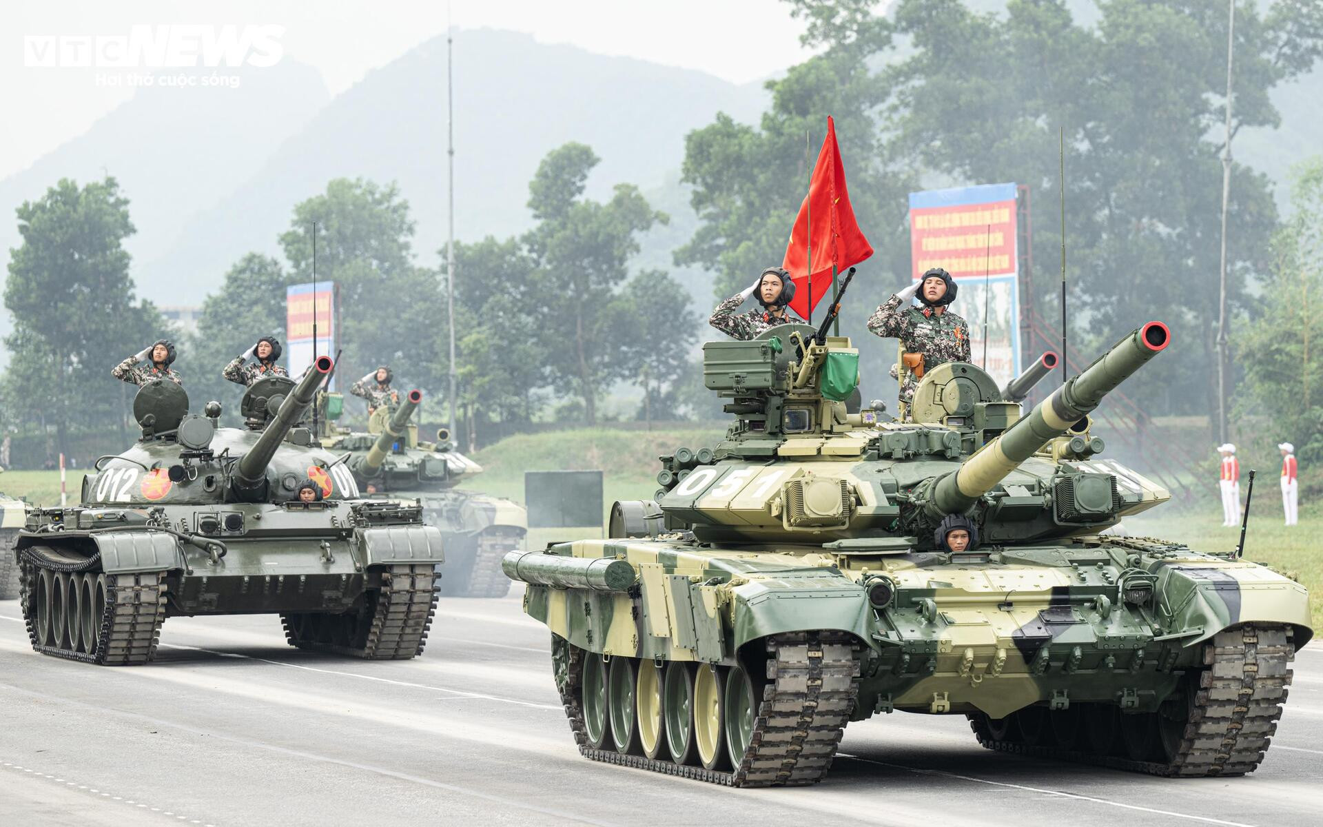 ‘Chiến binh thép’ chống khủng bố lần đầu hợp luyện diễu binh mừng Quốc khánh 2/9 - 14