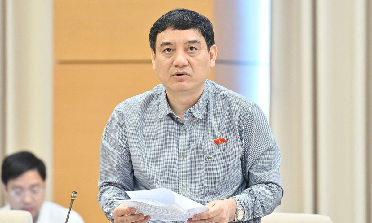 Chủ nhiệm Ủy ban Văn hóa và Xã hội của Quốc hội Nguyễn Đắc Vinh.