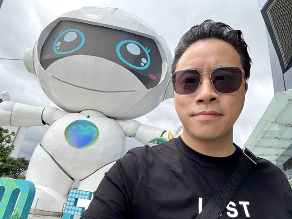 Victor Vũ trải qua 2 lần phẫu thuật tim, cận kề sinh tử vẫn chiến thắng bệnh tật, làm phim kiếm tiền trăm tỉ- Ảnh 4.