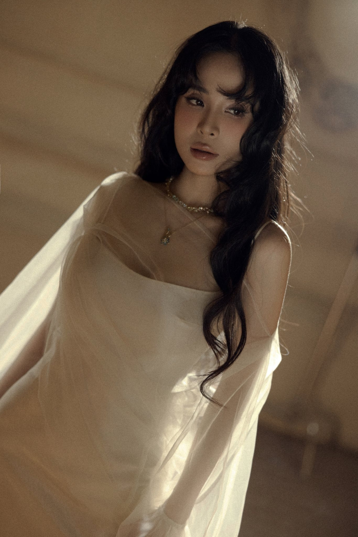 Hôn nhân 12 năm ngọt ngào của ca nương Kiều Anh và chồng đại gia