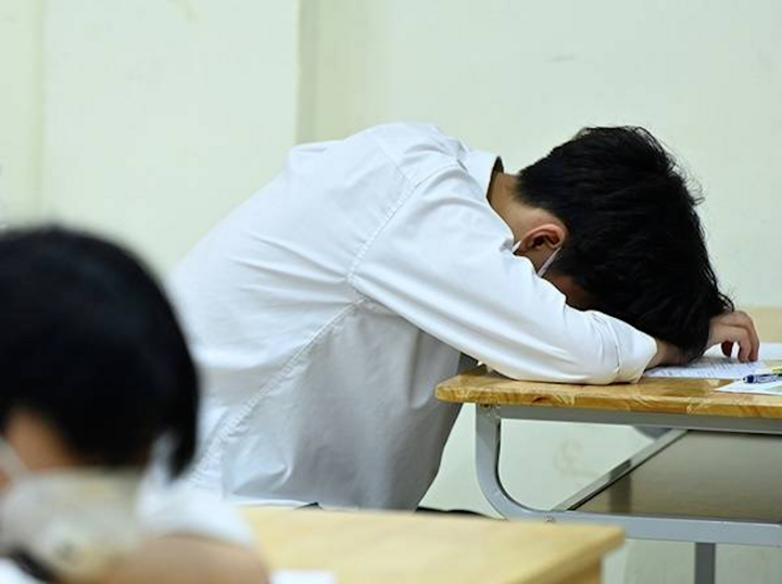 Bị cha mẹ 'ép' học sư phạm, nhiều thí sinh âm thầm mong trượt nguyện vọng. (Ảnh minh hoạ)