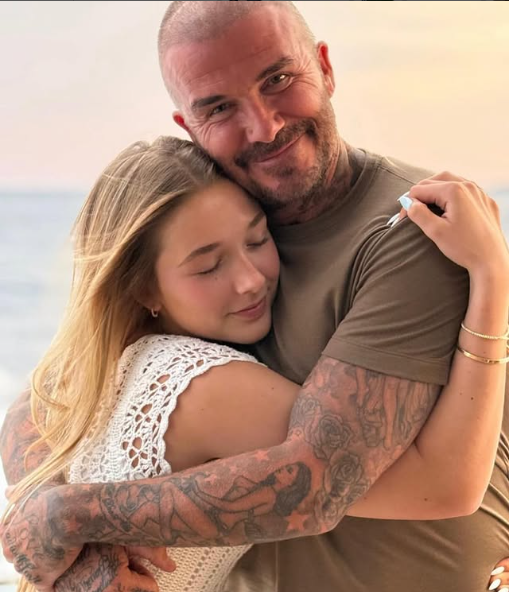 Ngỡ ngàng trước nhan sắc hiện tại của con gái út nhà Beckham - Ảnh 1.
