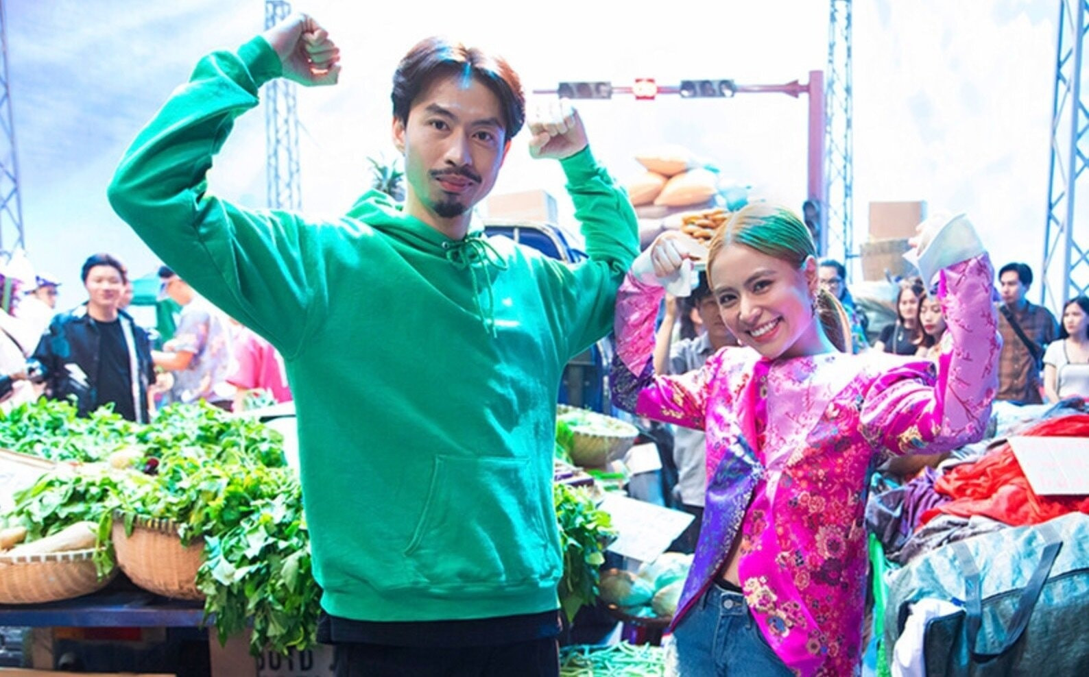 Đen Vâu Hoàng Thùy Linh Từ hẹn hò kín tiếng tới bí mật kết hôn có con