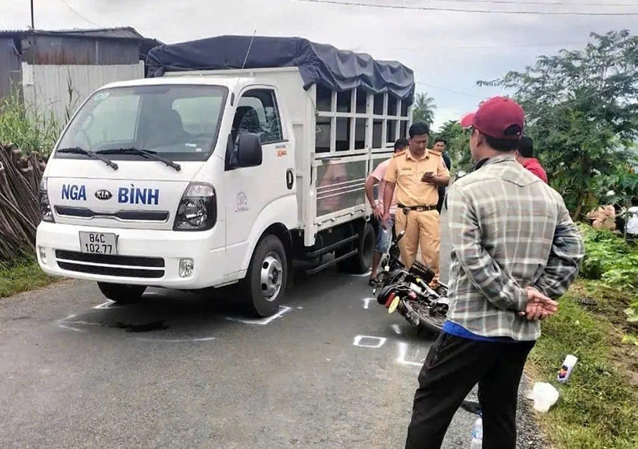 nu sinh tai nan 4.png