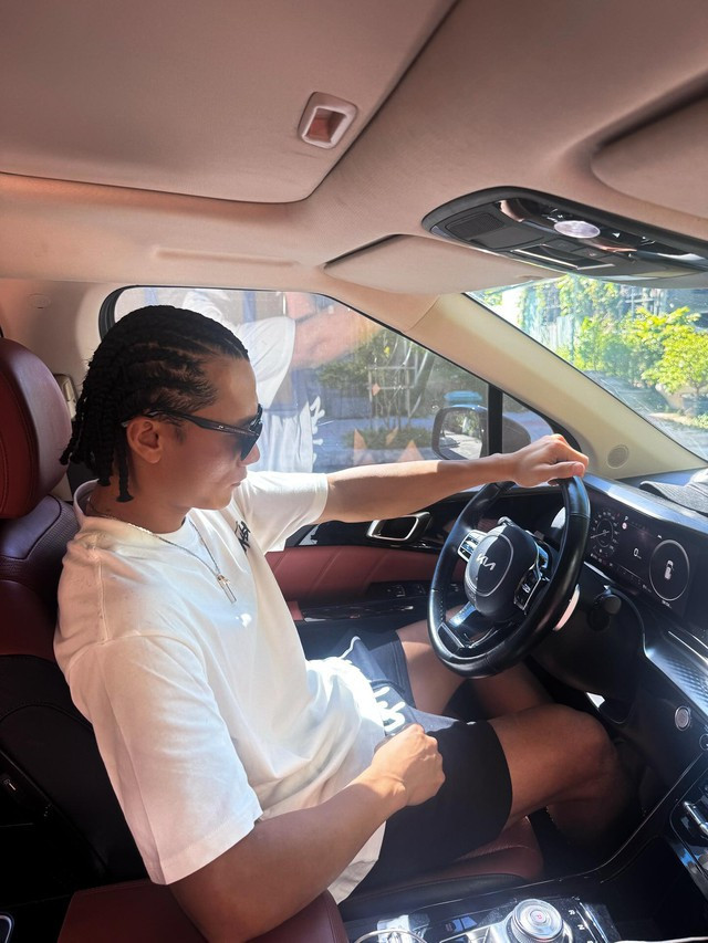 Ngã ngửa nhận chẳng ra diện mạo hiện tại của thủ môn Bùi Tiến Dũng sau 7 năm nổi đình đám