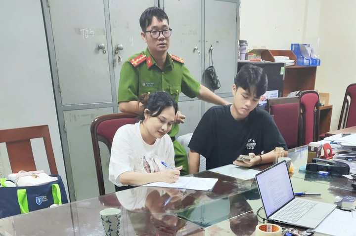 Ngô Thị Thêu tại cơ quan công an. (Ảnh: Bộ Công an)