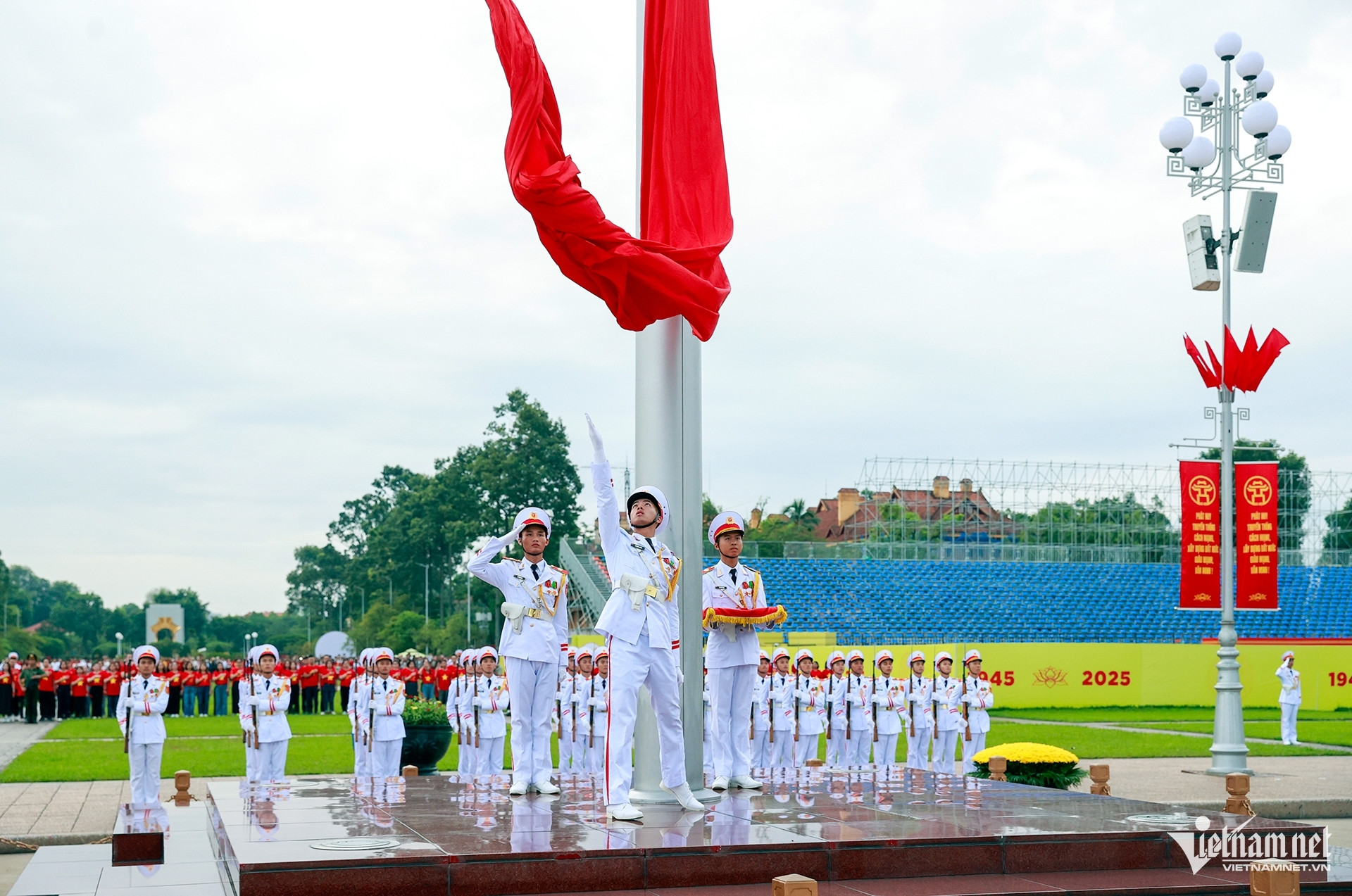 W-do bo   quoc khanh (3).jpg