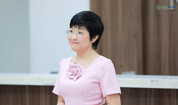 Nữ MC duy nhất của 'Táo quân' sau 11 năm mắc bệnh 'già sớm', hiện có cuộc sống ra sao?- Ảnh 4.