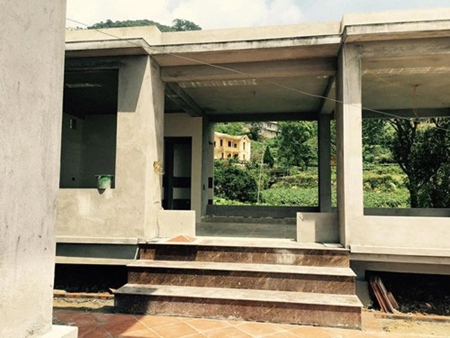 2 bé song sinh của Hoàng Thùy Linh - Đen Vâu gây sốt khi lộ diện tại biệt thự ở Tam Đảo- Ảnh 8.