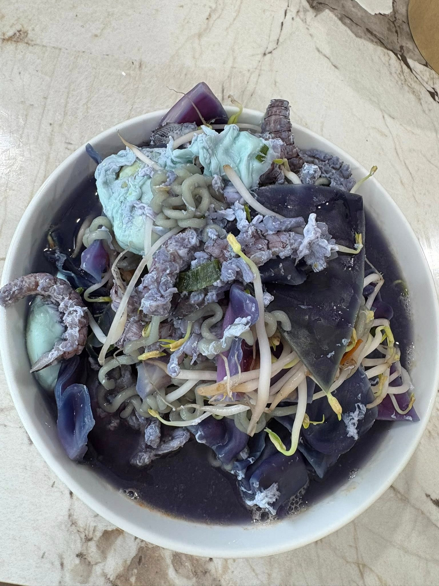 Đình Tú vào bếp nấu ăn cho bà xã Ngọc Huyền nhìn mà choáng