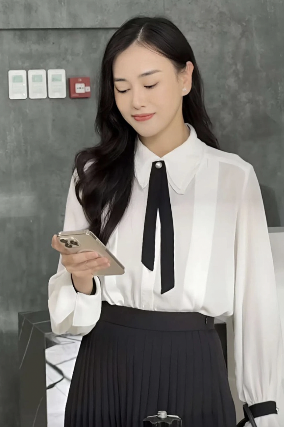 Từng bị chê mặc xấu, Phương Oanh thăng hạng thế nào sau 4 năm?- Ảnh 5.