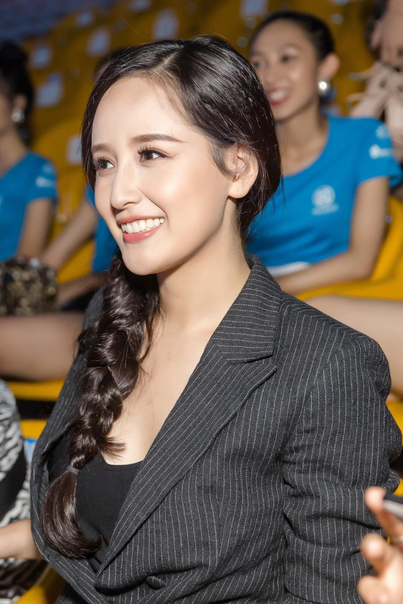 Làn da khỏe đẹp ở tuổi U40 của Hoa hậu Mai Phương Thúy - Ảnh 6.