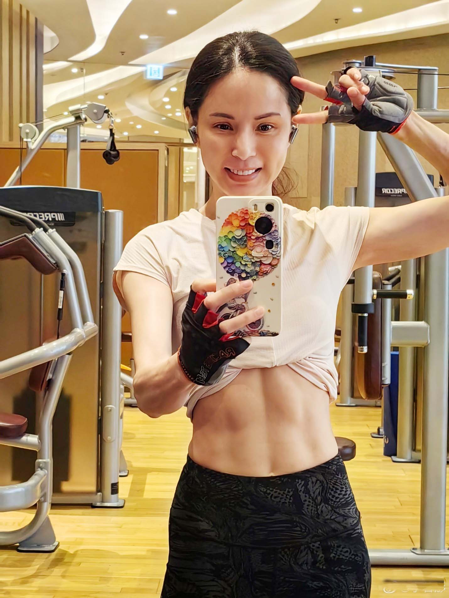 Lý Nhược Đồng tiết lộ lý do gây sốc khi bị hải quan chặn lại- Ảnh 7.