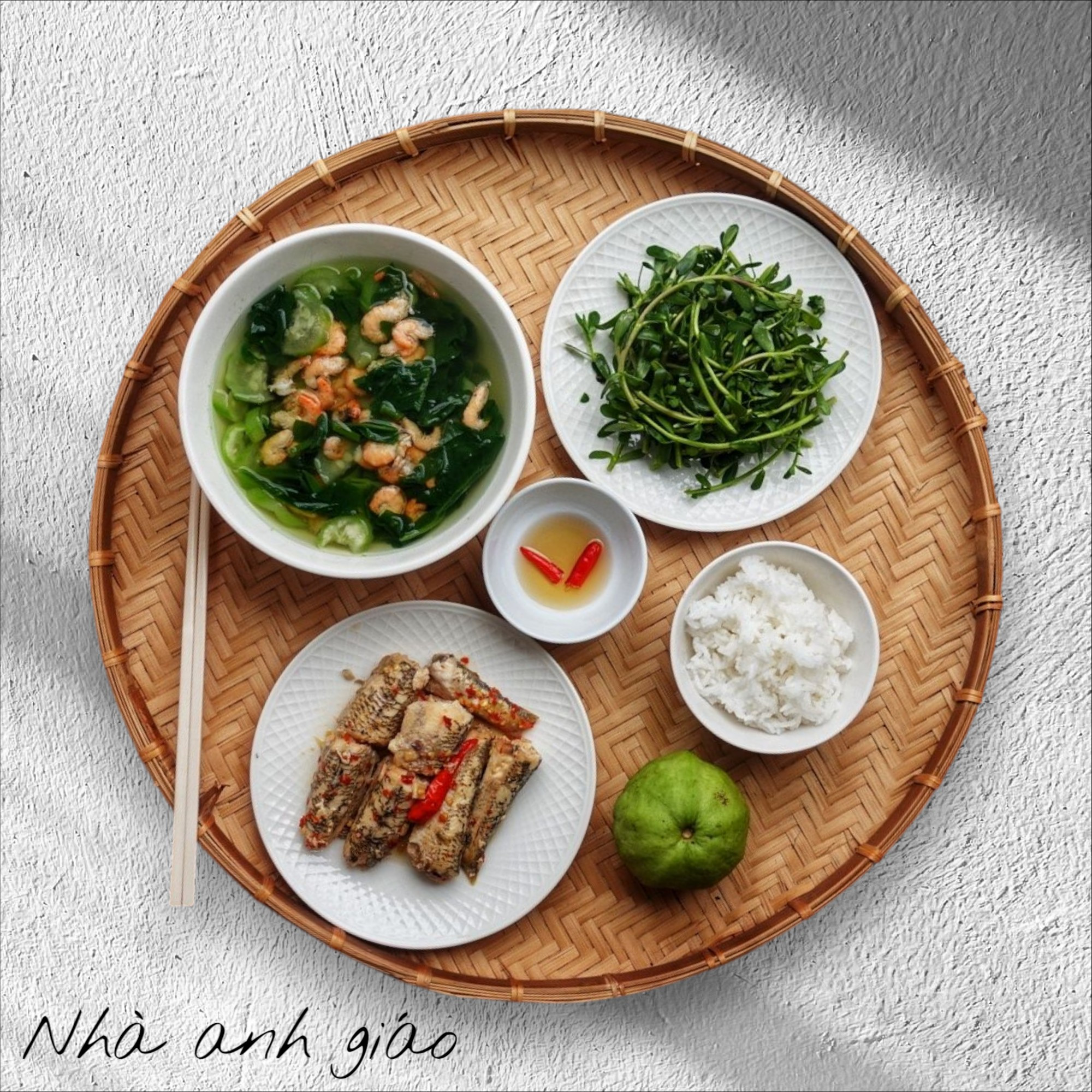 Những mâm cơm của thầy giáo 9X độc thân ở Đà Lạt: Đẹp mê mẩn, ngon 'nhức nách' khiến dân mạng trầm trồ- Ảnh 11.