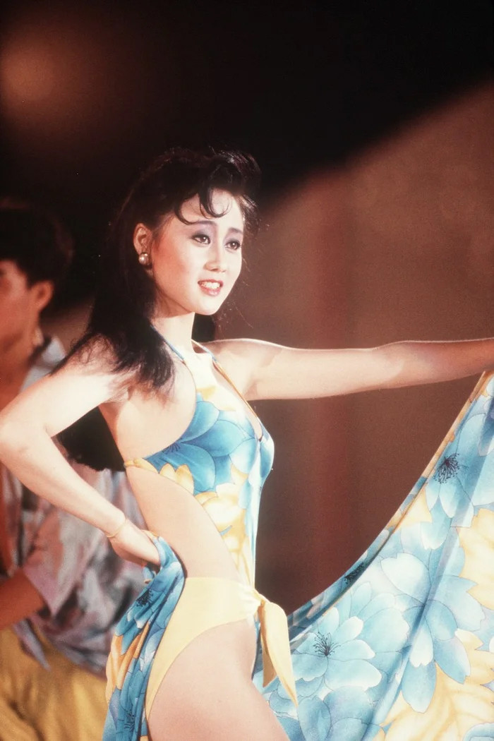 Cuộc sống bí ẩn của Hoa hậu nắm trong tay 7000 tỷ đồng, được chồng dặn dò lo hậu sự - Ảnh 2.