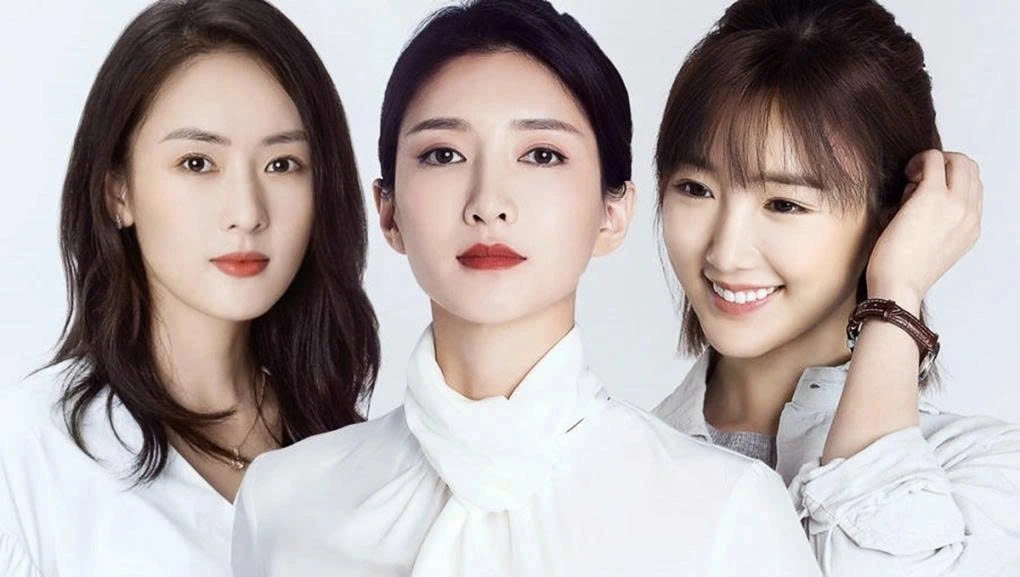 dien vien gio ngang khoang troi xanh co vuot qua cai bong ban goc trung quoc hinh anh 2