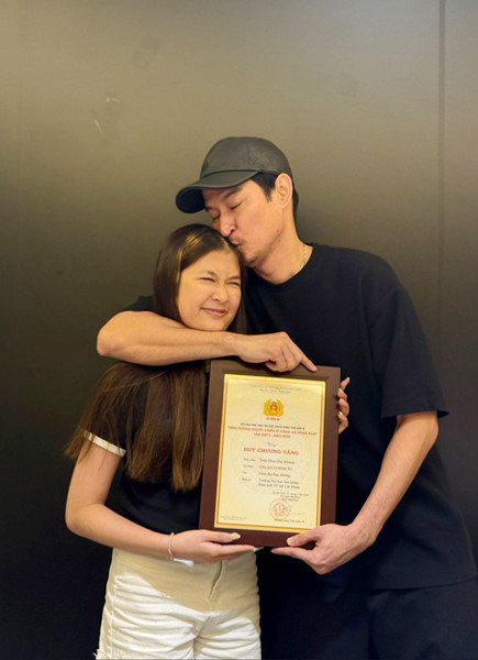 Thực hư chuyện diễn viên Huy Khánh yêu lại vợ cũ? - Ảnh 5.