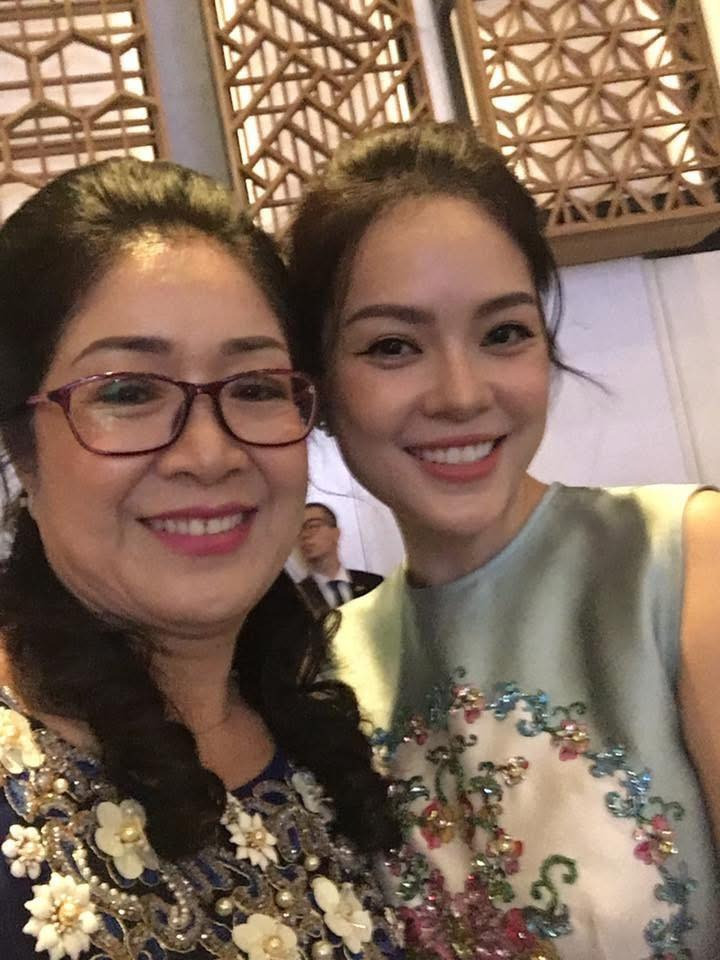 Mẹ Lê Phương hé lộ loạt ảnh hiếm trong đám cưới con gái 8 năm trước