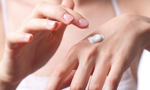 Kem bôi da bị thu hồi toàn quốc do không đạt chất lượng
