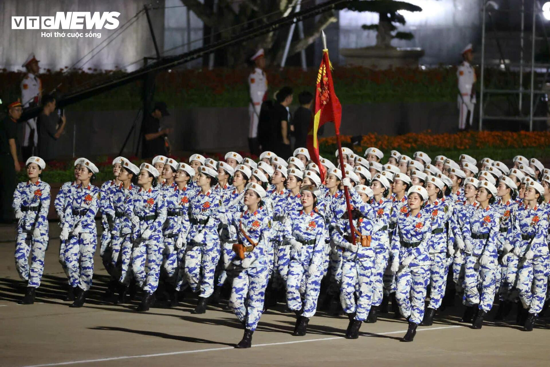 Toàn cảnh buổi tổng hợp luyện A80 lần đầu tiên tại Quảng trường Ba Đình - 9