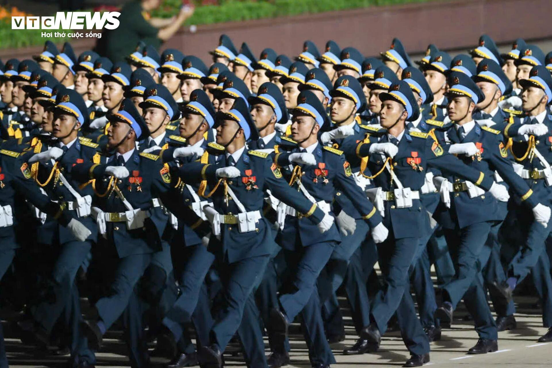 Toàn cảnh buổi tổng hợp luyện A80 lần đầu tiên tại Quảng trường Ba Đình - 7